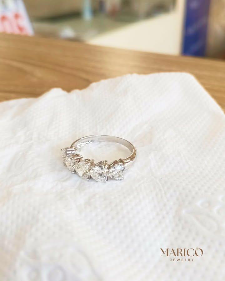 Popping the question? 💍